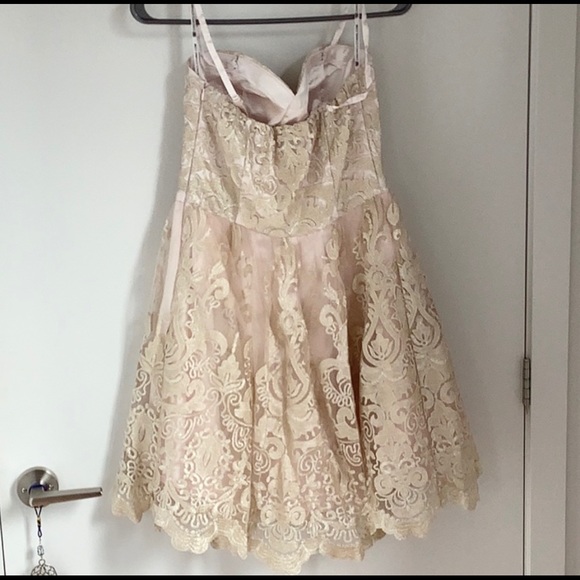 Chi Chi London Pink and Gold Lace Dress UK10/US6 - Picture 6 of 6